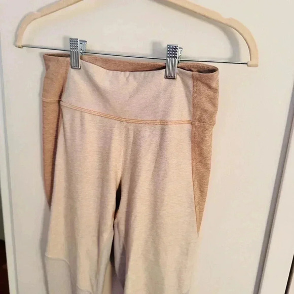 OUTDOOR VOICES neutral color block high waist leggings - Picture 3 of 6